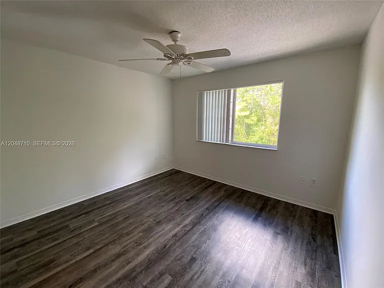 4177 N Haverhill Rd #808 — Photo 35