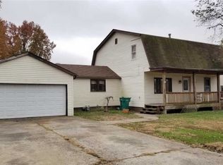 4912 Carl St, Granite City, IL
