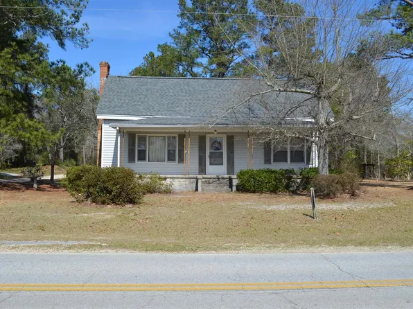 231 W Hampton St, Leesville, SC 29070