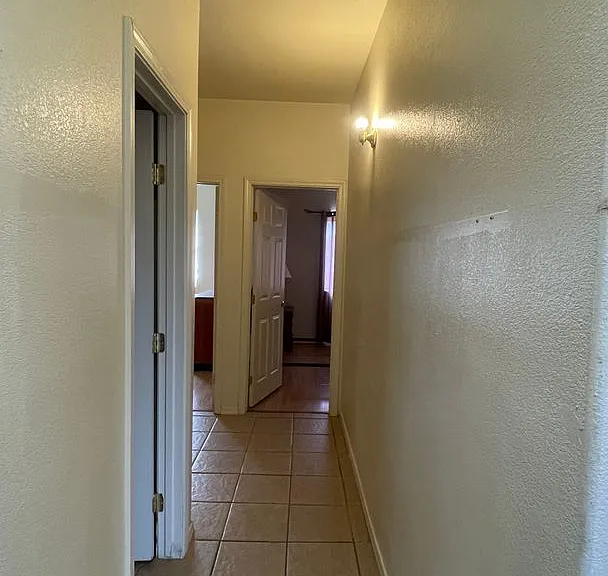 430 N Christine Ave — Photo 12