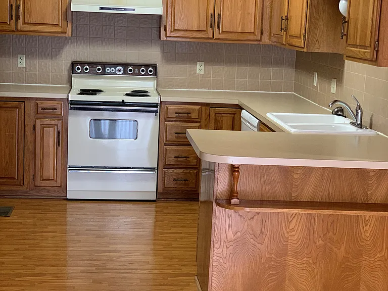 8439 E Parkmont Ct — Photo 3