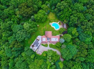 21 Hunting Ridge Rd, Brookfield, CT 06804