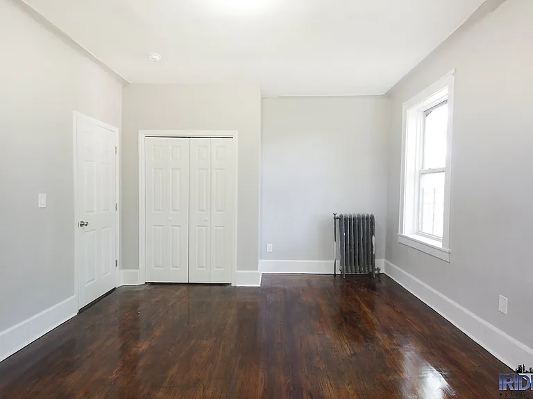 474 Madison Ave #2 — Photo 10