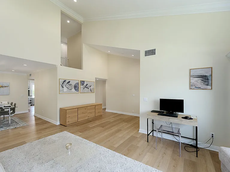 5557 Adelina Ct — Photo 9