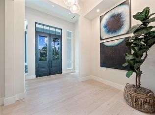 1810 Kingfish Rd, Naples, FL 34102