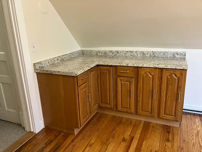 28 Pomona Pl #2 — Photo 19