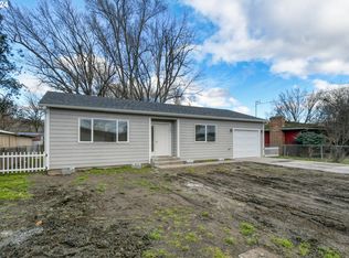 3207 NE Riverside Ave, Pendleton, OR 97801