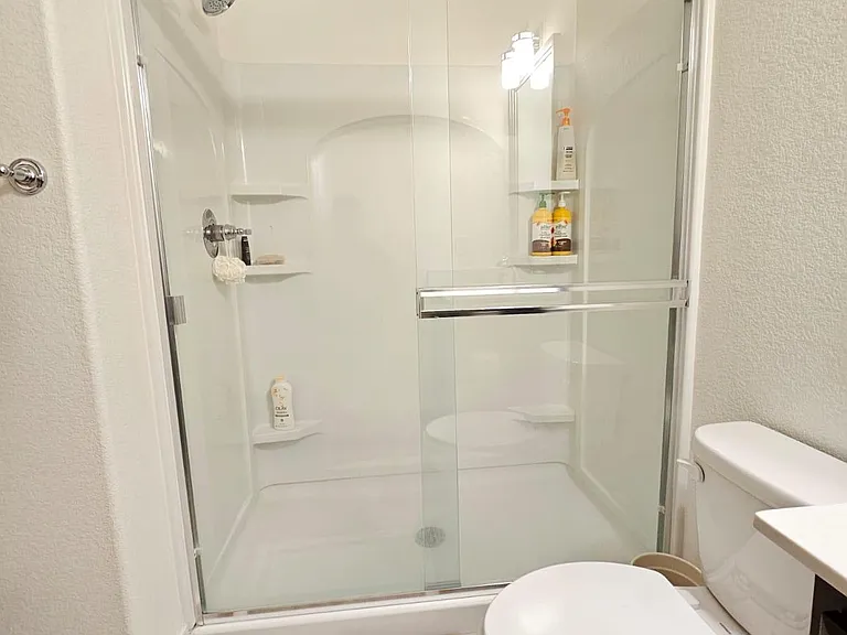 17584 Capricorn Ct — Photo 43