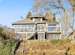 2120 E 6th St, Vancouver, WA 98661