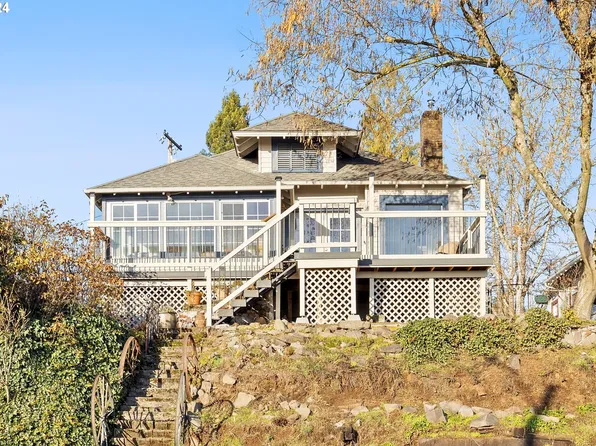 2120 E 6th St, Vancouver, WA 98661