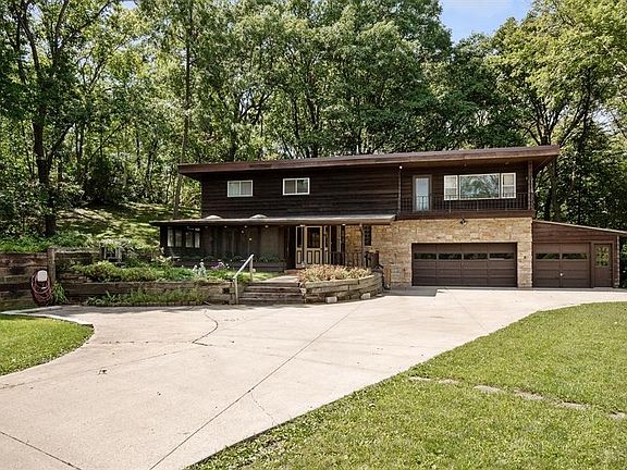 4th image of 4121 Dawes Dr