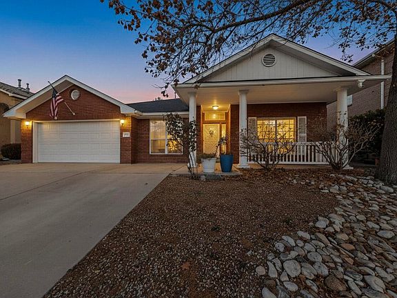 3rd image of 8404 Calle Adolanto NE