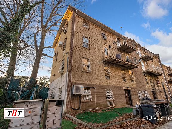 3rd image of 890 E 16th St APT 3