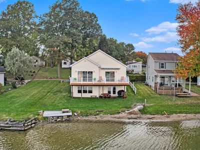 763 Sunrise Park St, Howell, MI, 48843