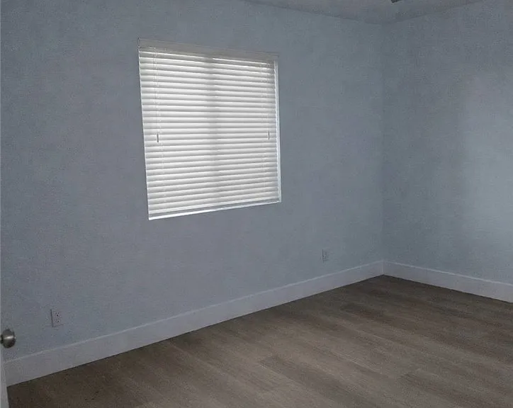 38527 Pond Ave — Photo 11