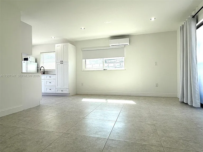 10040 SW 198th St — Photo 11