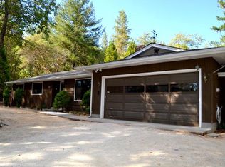 260 Honeycutt Dr, Grants Pass, OR 97526