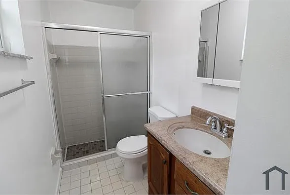 12020 NW 34th Pl — Photo 6
