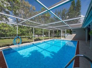 9205 San Carlos Blvd, Estero, FL 33967