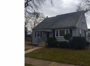 134 6th Ave, Glendora, NJ 08029