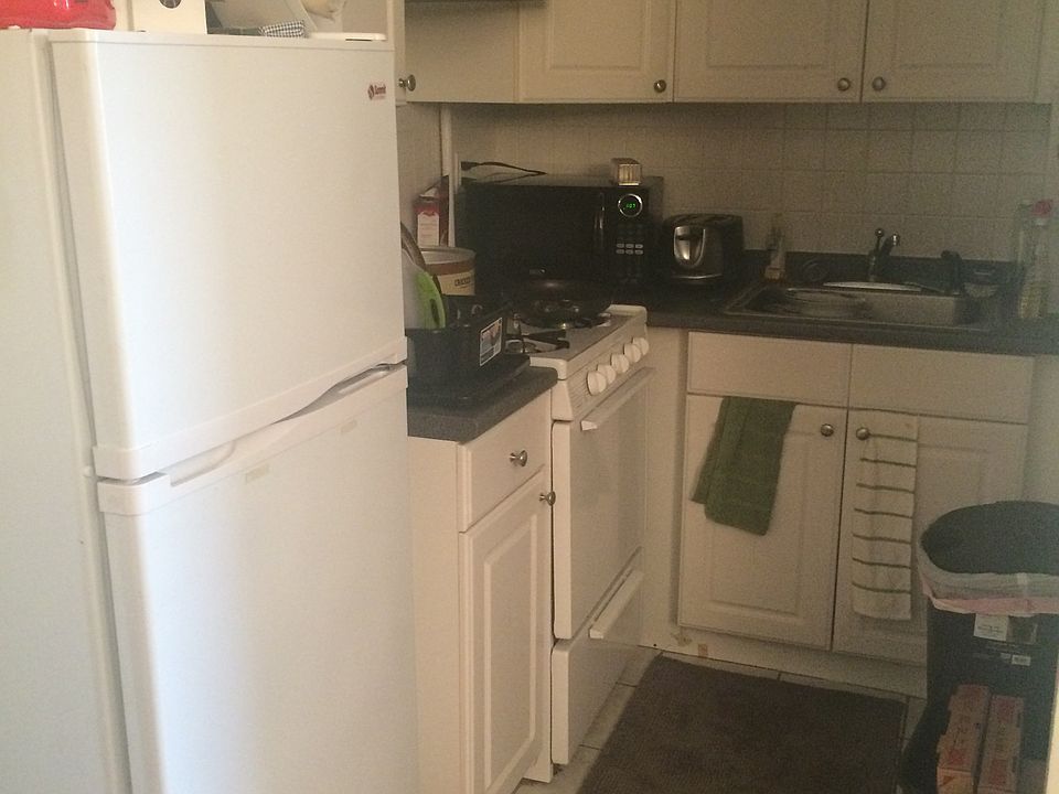 2nd image of 1301 Commonwealth Ave APT 8