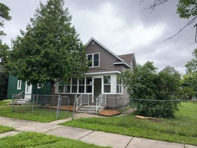 606 Wabigon Ave, Buhl, MN, 55713