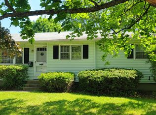 422 Main St, Eliot, ME 03903