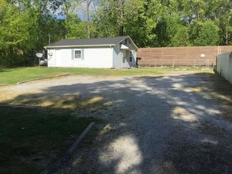 1512 Wilson Rd — Photo 13