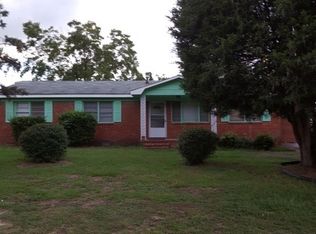 6216 Timberland Dr, Fayetteville, NC 28314
