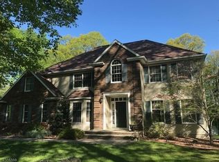 18 Boulder Ridge Xing, Sparta, NJ 07871