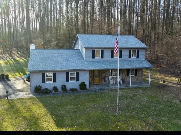 498 Zion Rd, Birdsboro, PA 19508