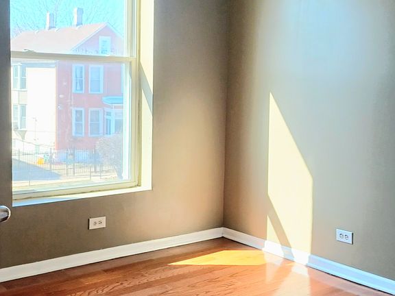 5th image of 6729 S Saint Lawrence Ave #2NDFLOOR