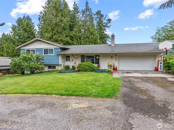126 E Canyon View Drive, Longview, WA 98632