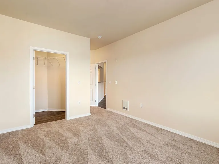 The Fulton Apartments — Photo 7