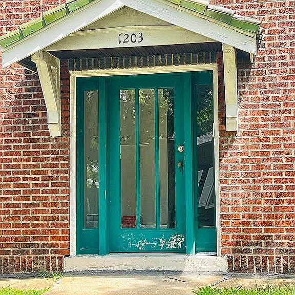 1203 Wilmington Ave #1W — Photo 2