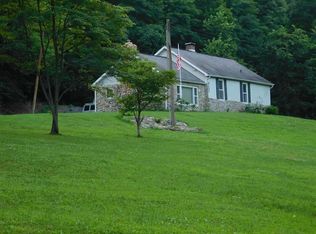 8233 Lerch Rd, Newburgh, IN 47630