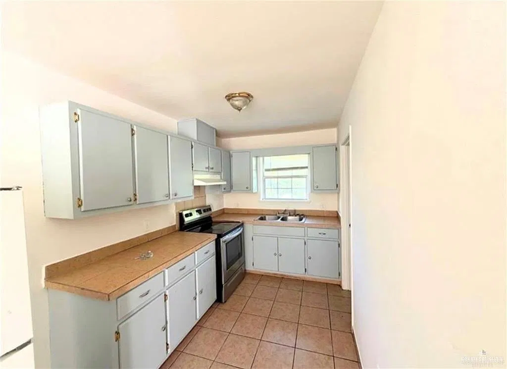2 bed, 1.0 bath, 900 sqft, $750 — Photo 4