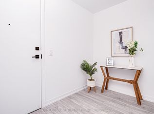 55 Mercer St #308, Toronto, ON M5V 1H2