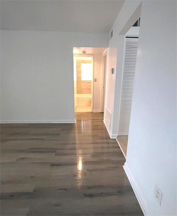 1st image of 3116 Fordhaven Rd #4