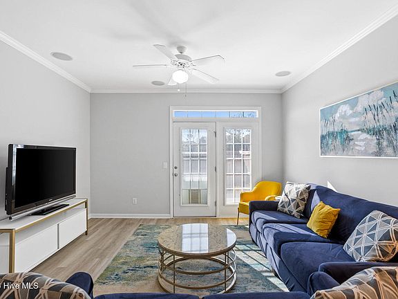 5th image of 826 Ruffin Street