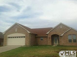 2304 Springhill Ct, Mineral Wells, TX 76067
