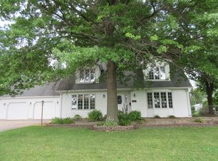 1007 Island View Dr, Rock Falls, IL 61071