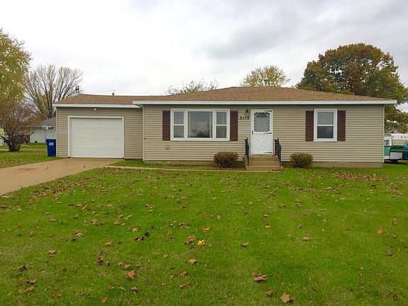 2nd image of 3115 Lakeshore Dr