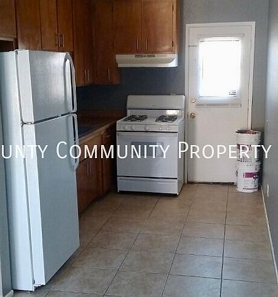 2nd image of 74017 Cactus Dr APT C