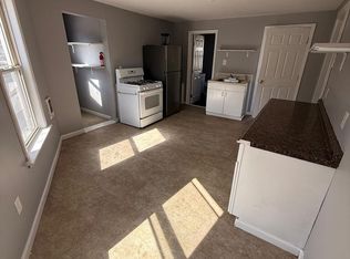 235-237 Oak St, Clinton, MA 01510