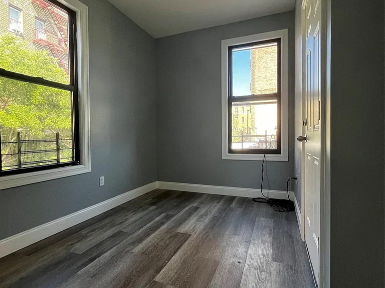 3294 Hull Ave #3 — Photo 1