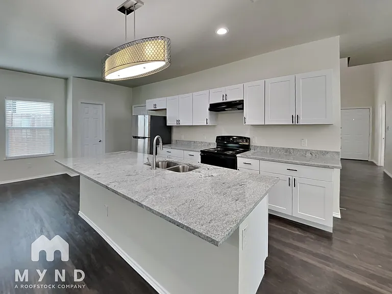 109 Frierson St — Photo 4