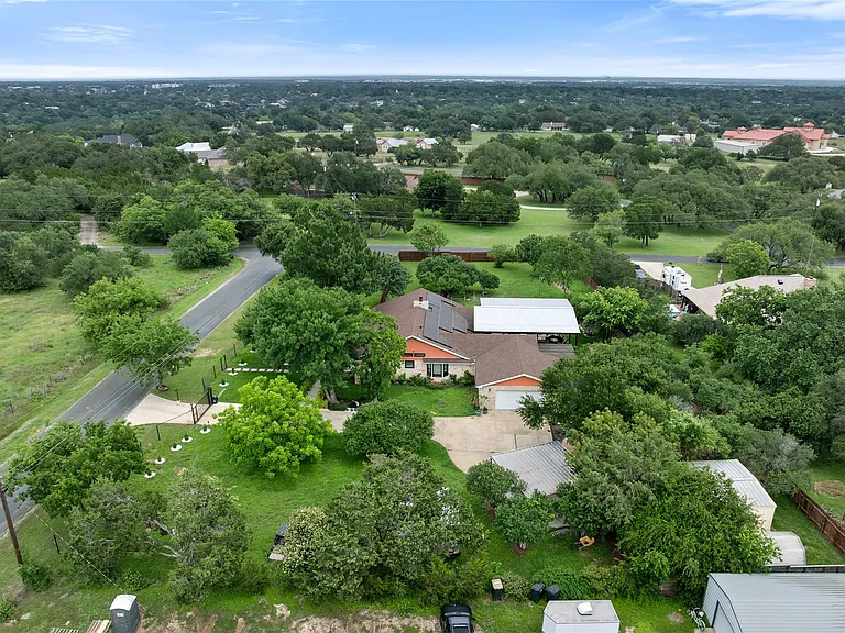 301 Oak Ridge Rd — Photo 32