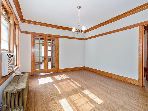 5th image of 5745 W Windsor Ave