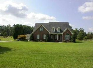 3908 Phlox Rd, Raleigh, NC 27616